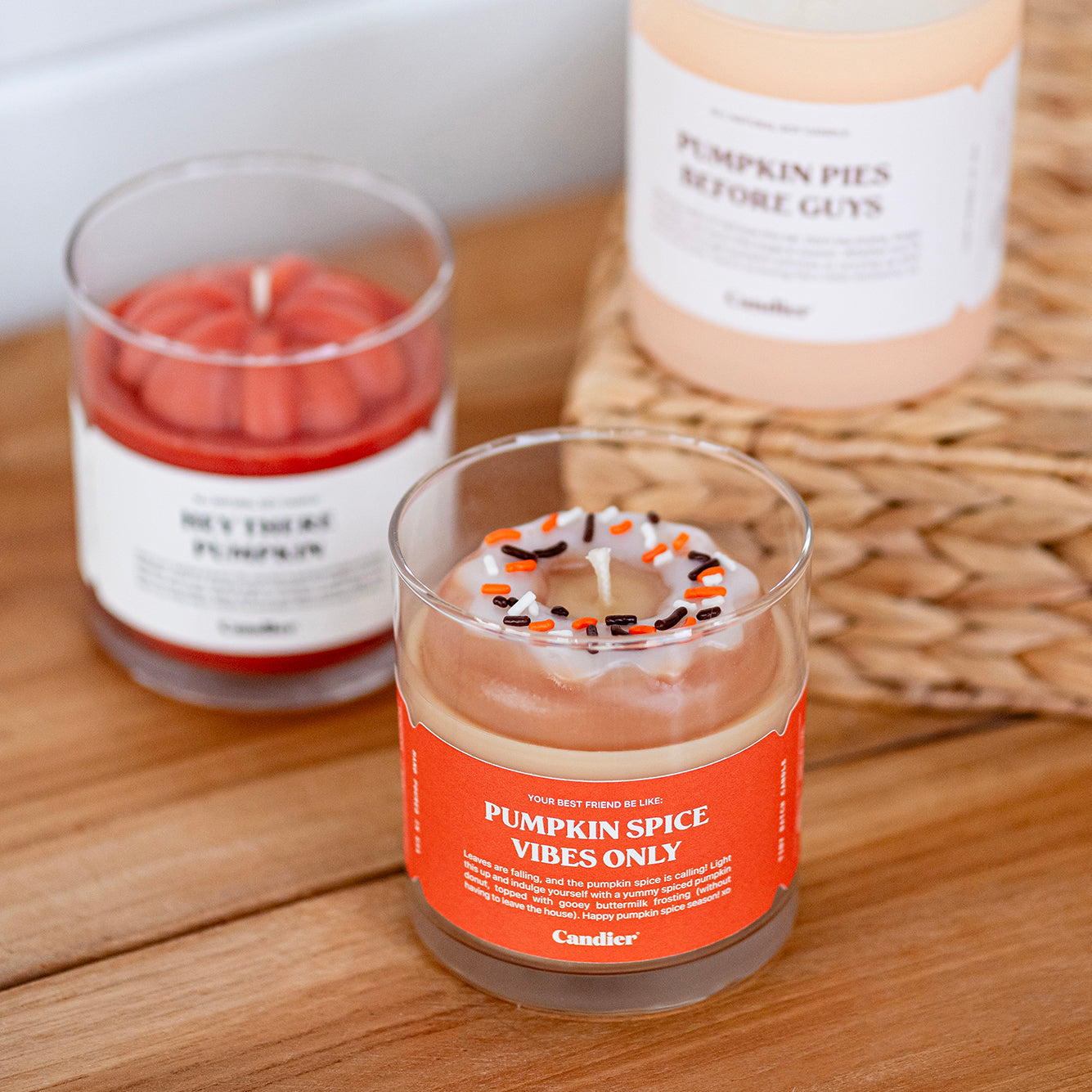 Trendy luxury autumn fall scented candles 