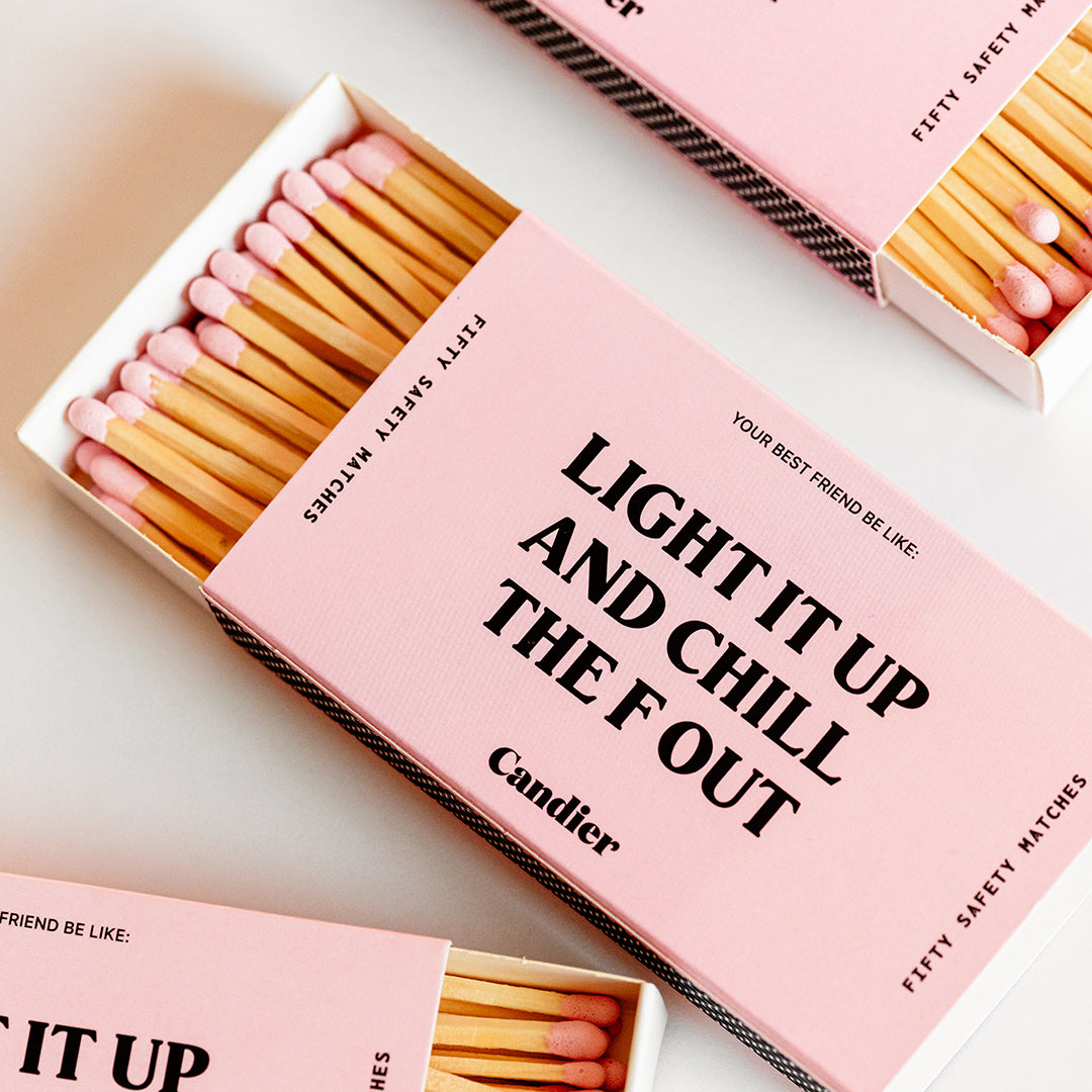 Open matchbox with decorative safety matches, extra long matches designed for candles and fireplaces. Luxury matches in a trendy, pretty matchbox.