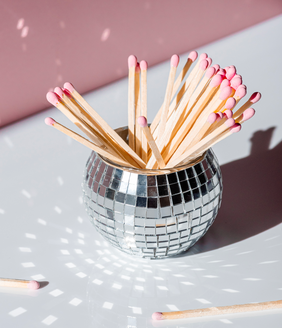 DISCO MATCHES HOLDER